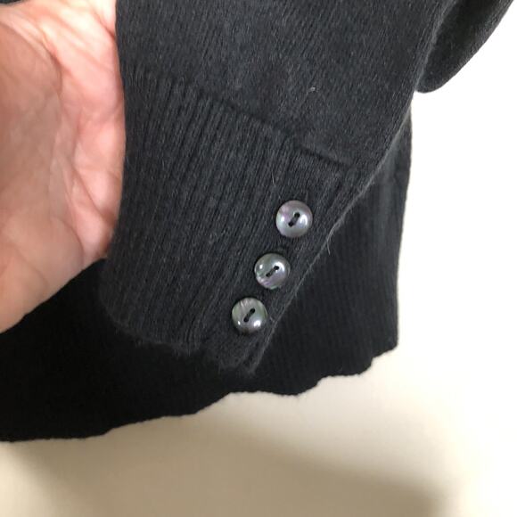 L.L.Bean Black Bow Accent Boat Neckline Angora Rabbit Hair Blend Sweater XS - Picture 3 of 4